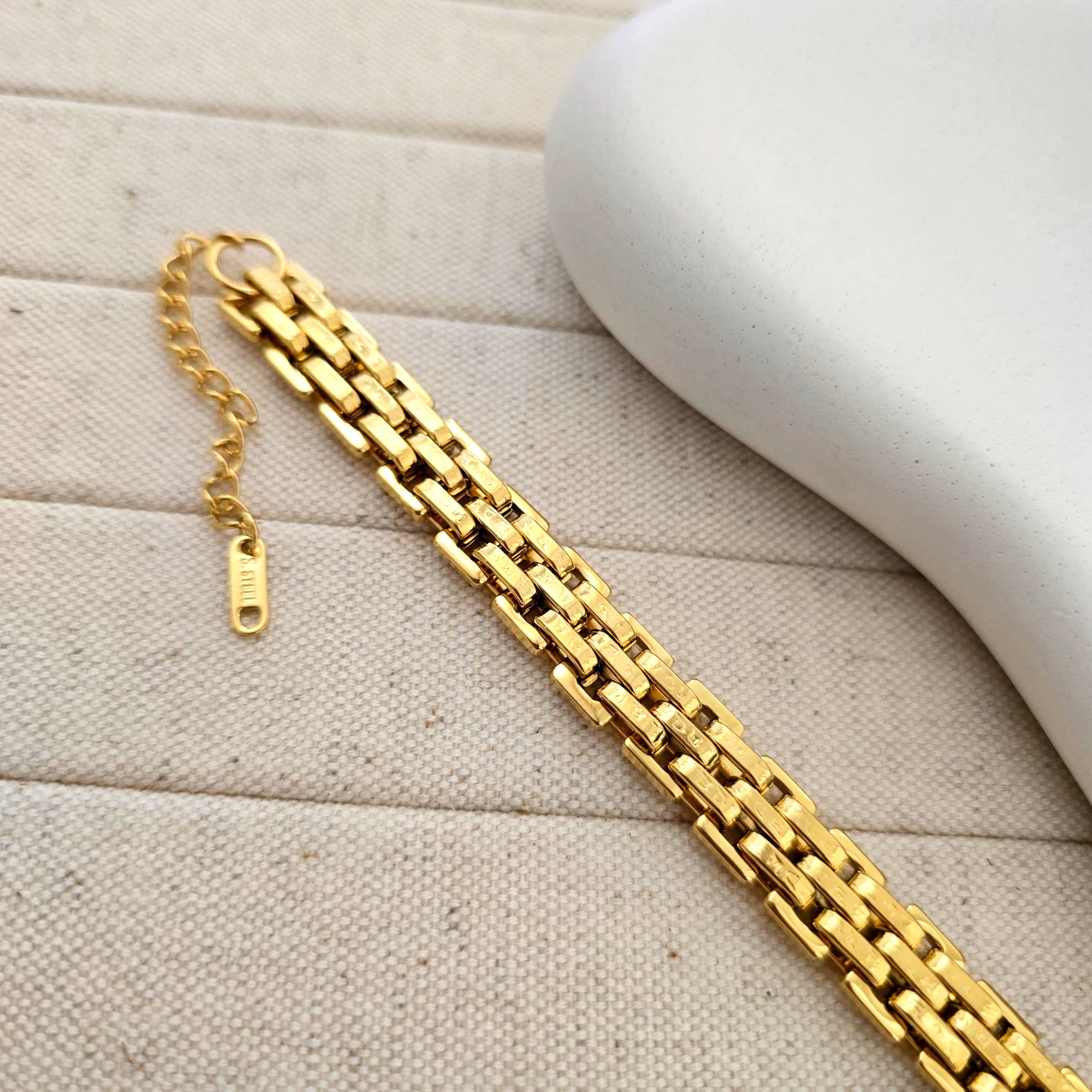 Ruth Cuban Link Bracelet-2  taahirajewellery