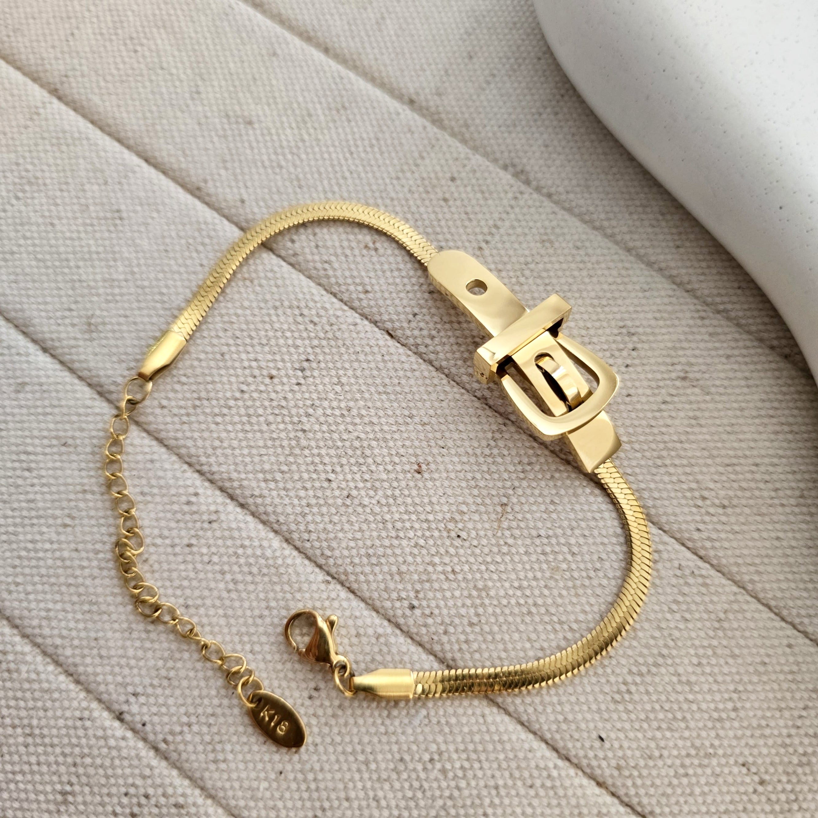 Buckle Chain Bracelet-2  taahirajewellery