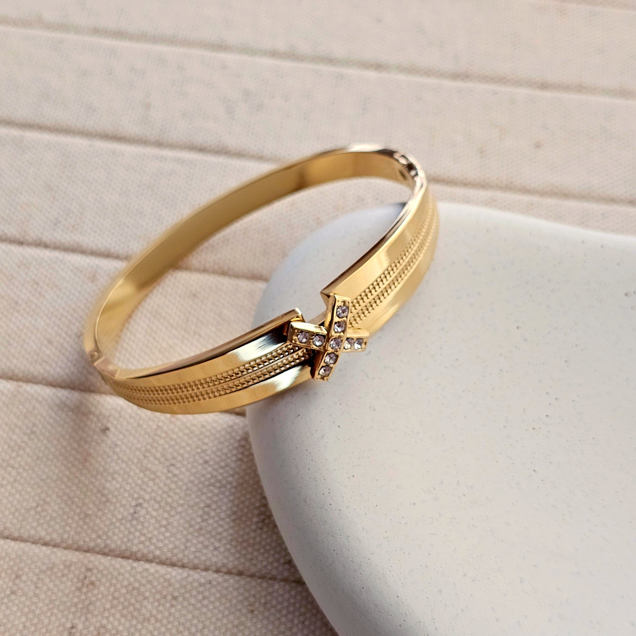 Zelda Bangle Bracelet-1  taahirajewellery