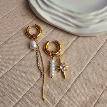 Flora Zircon Pearl Earrings-1  taahirajewellery