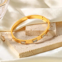 Milly Crystal Bracelet-5  taahirajewellery