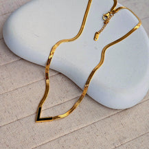 Dainty V Shape Snake Necklace - Black-1  taahirajewellery