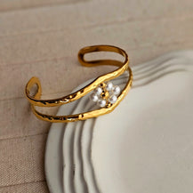 Petra Pearl Cuff Bracelet-3  taahirajewellery