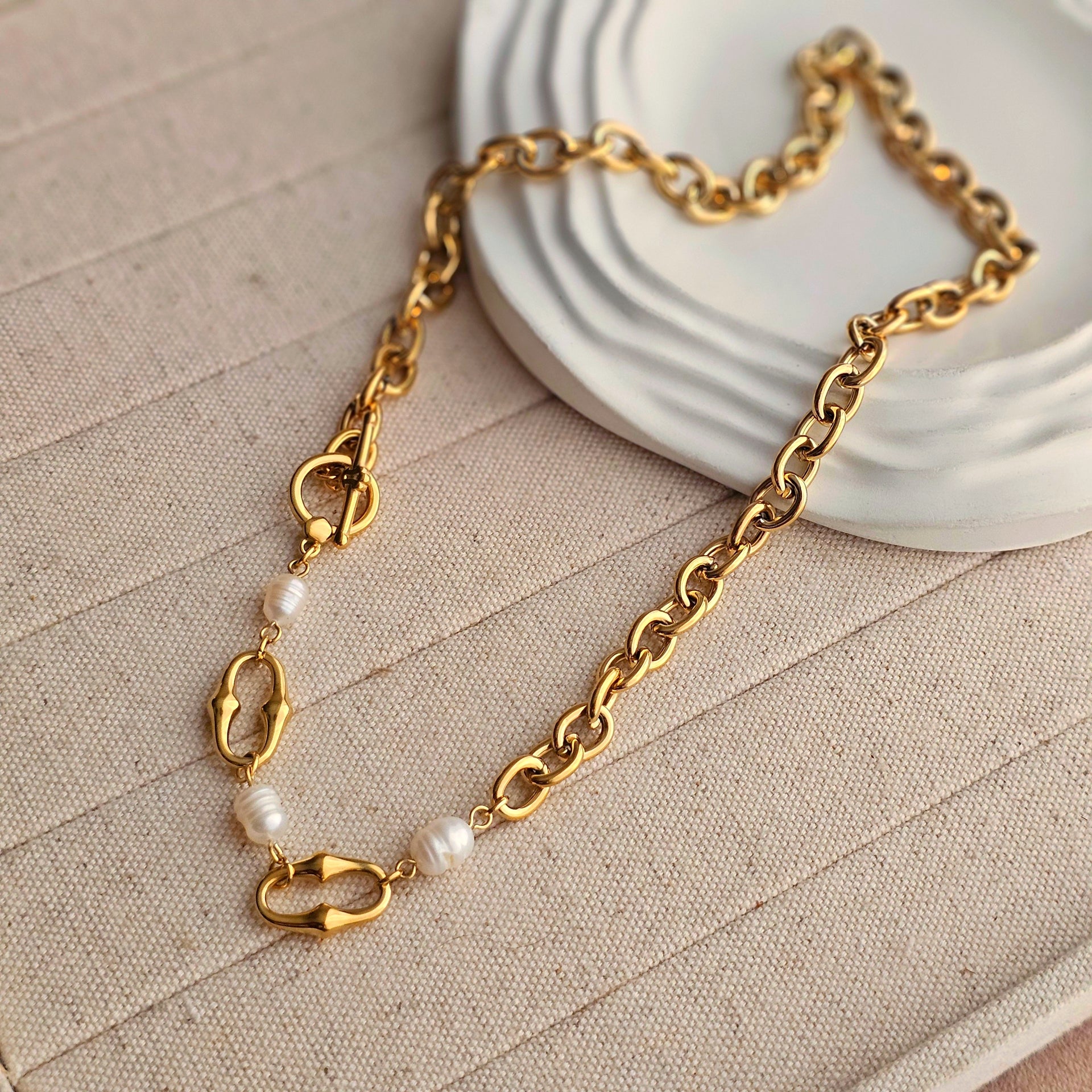 Laura Baroque Pearl Link Necklace: Taahira Jewellery