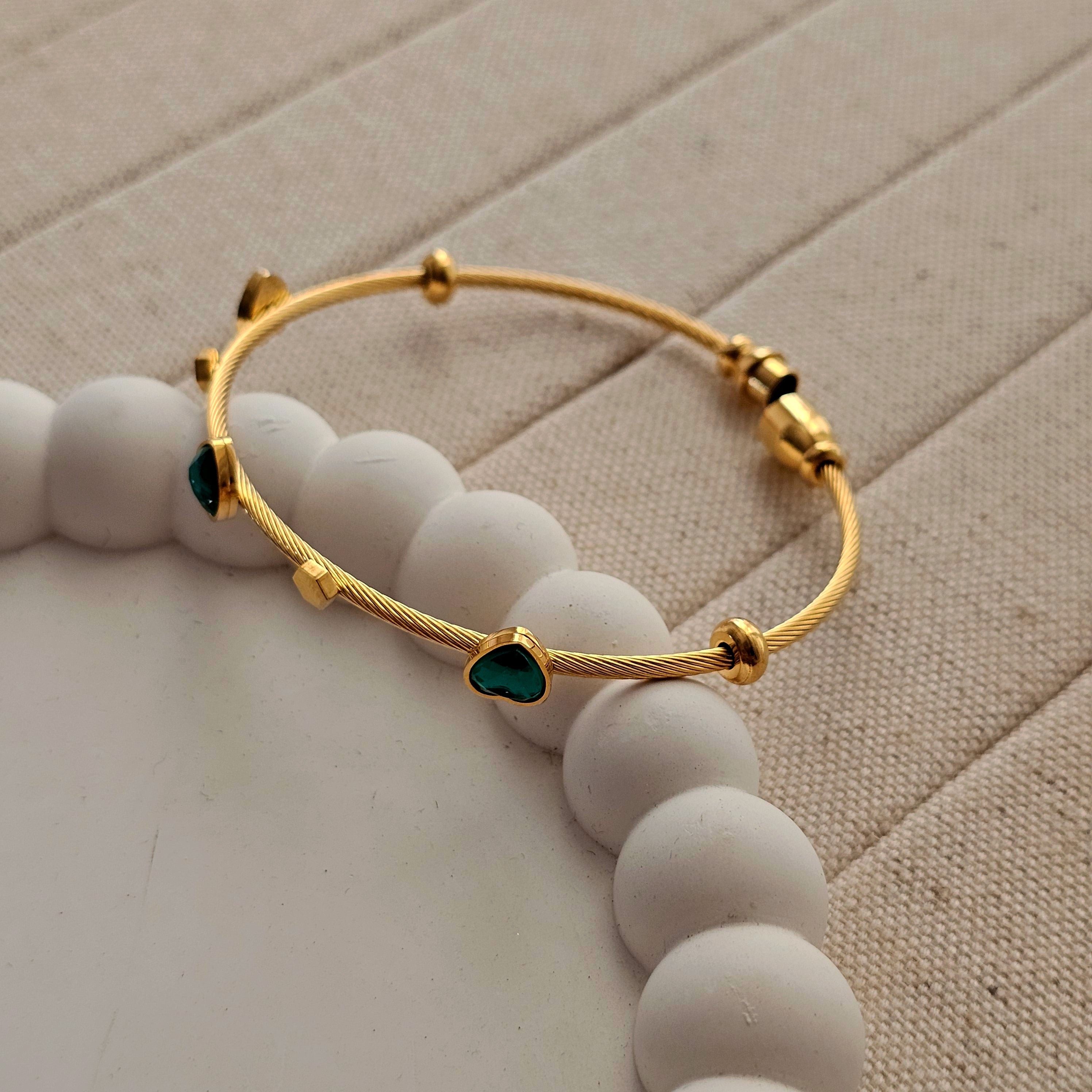 Tiny Heart Magnetic Bangle Bracelet-3  taahirajewellery