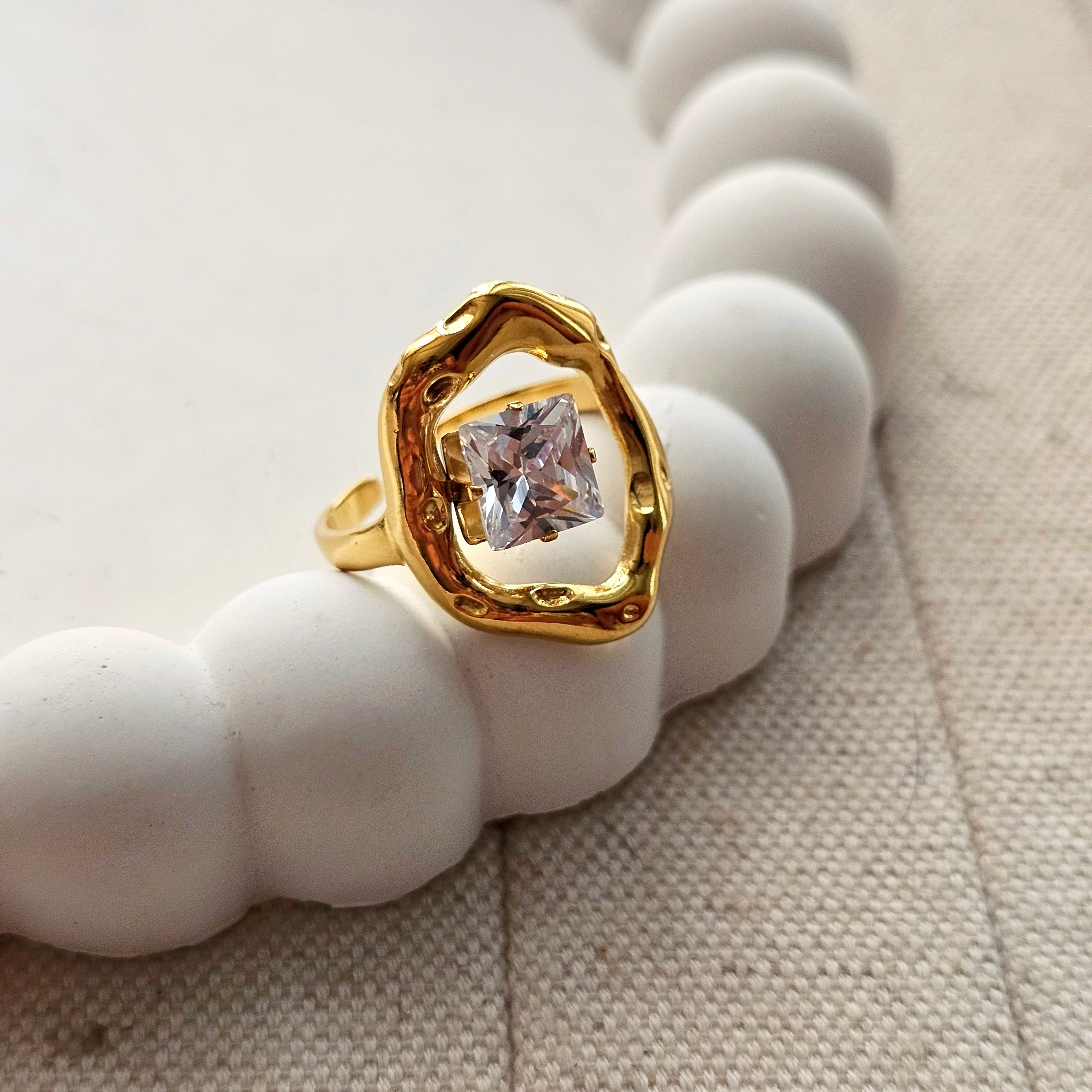 Leah Statement Adjustable Ring-1  taahirajewellery