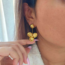 Oliver Gold Flower Earrings-1  taahirajewellery