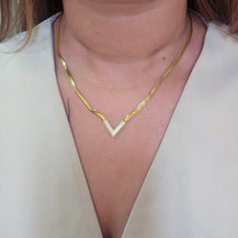 Dainty V Shape Snake Necklace - Pearl-4  taahirajewellery