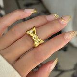 Bow Zircon Ring
