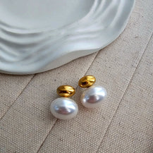 Sasha Pearl Stud Earrings-1  taahirajewellery